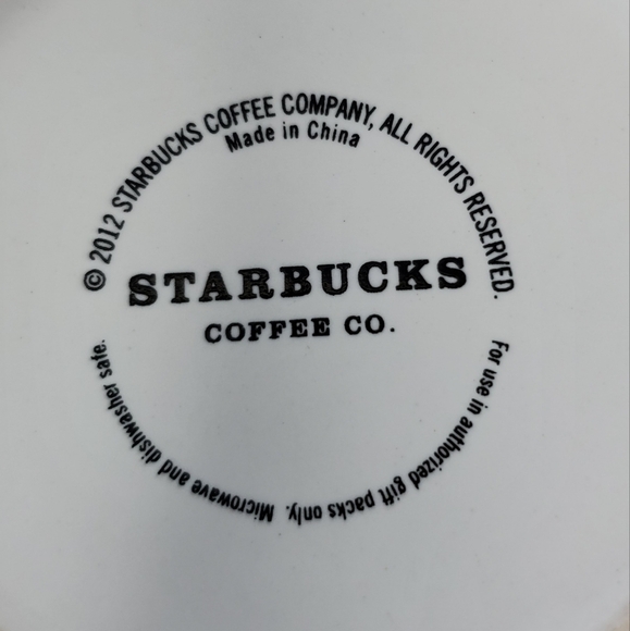 STARBUCKS RETIRED CERAMIC COFFEE MUGS HOLIDAY 2012 SET OF TWO NUTCRACKER - Picture 11 of 11